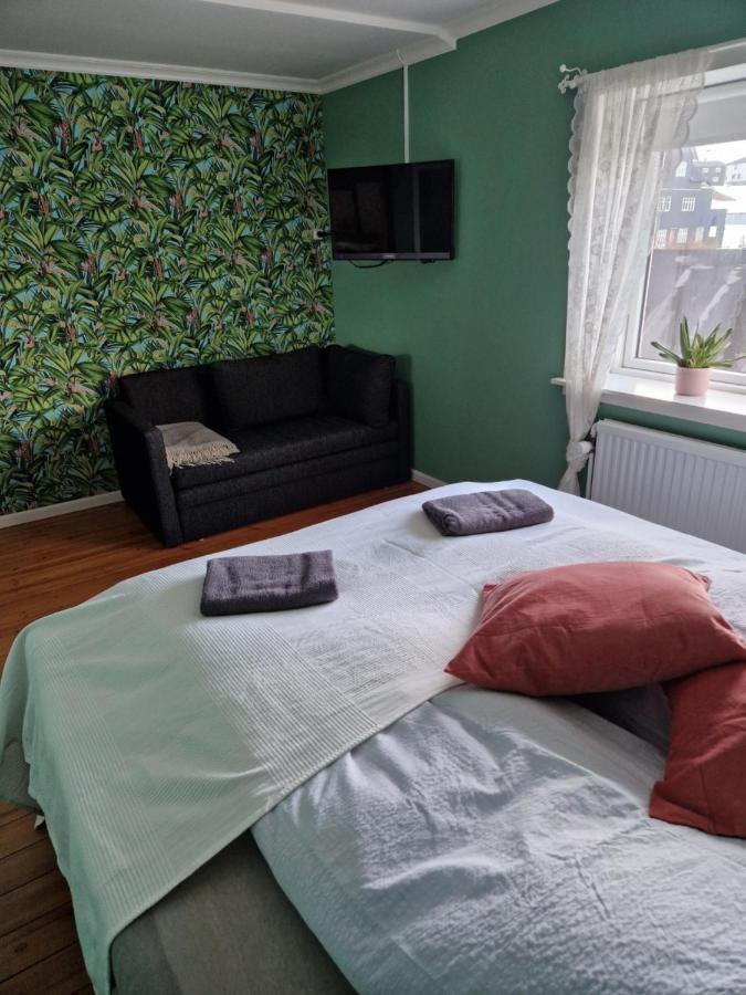 Guesthouse Hugo Sorvagur Ngoại thất bức ảnh